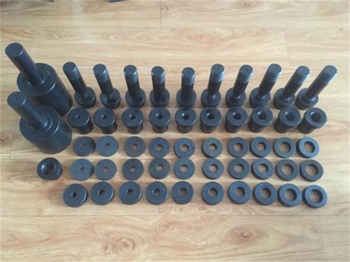 海伦螺栓球网架结构